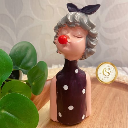 تحفة الفتاة حجم صغير