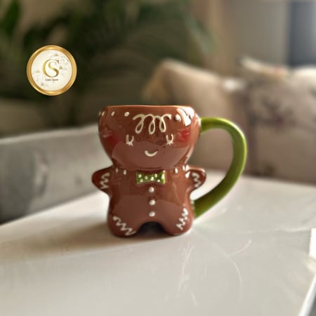 كوب بسكويت الزنجبيل الشتوي