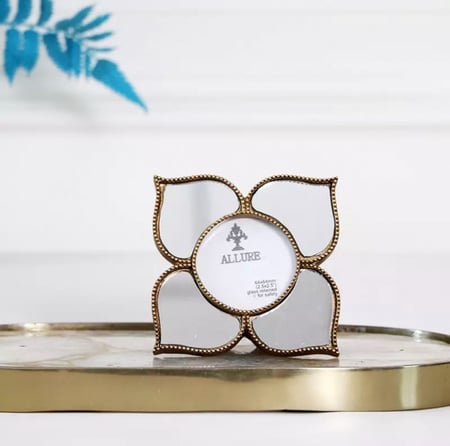 اطار صور معدني مع مرايا