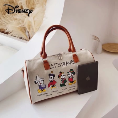 حقيبة رحلات بشخصيات كرتونيه