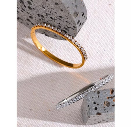 سوار مع زركون