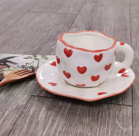 كوب سيراميك قلوب (300مل)