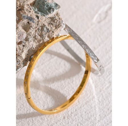 سوار مميز مع زركون