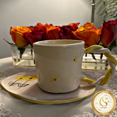 كوب وردة الزنبق