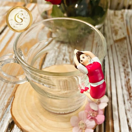 فتيات تزيين الاكواب