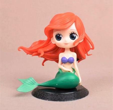 مجسم بشخصية حورية البحر