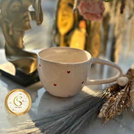 كوب القلب بمسكة طويلة