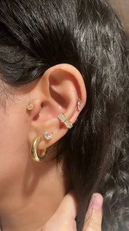 حلق بدون خرم ذهبي مايا