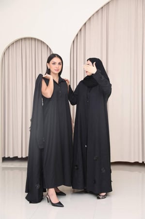 Pearls Abaya