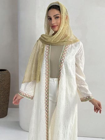 Yasmyna غطاء من الدانتيل