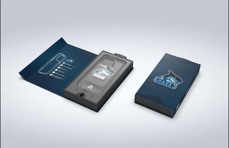 ايفون 16 برو ماكس بكج حماية من شركة Sharks