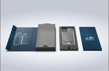 ايفون 16 برو ماكس بكج حماية من شركة Sharks