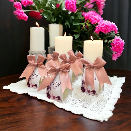 شمعة صغيره مع تاق