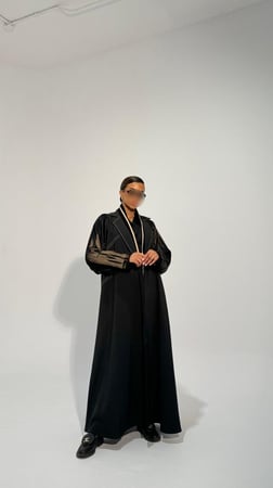 ع 93