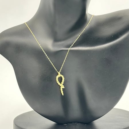 عقد بولغاري ناعم