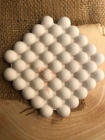 كوستر وقاعدة أكواب و تصوير اللون أبيض وبرونزي رقم المنتج (77)