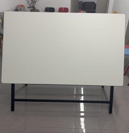 طـــاولة رســـم هندسي قاعدة معدنية سطح خشبي   120×90 سم