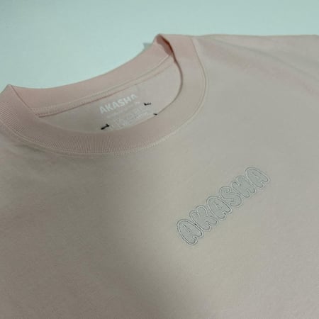 تيشيرت اكاشا الوردي