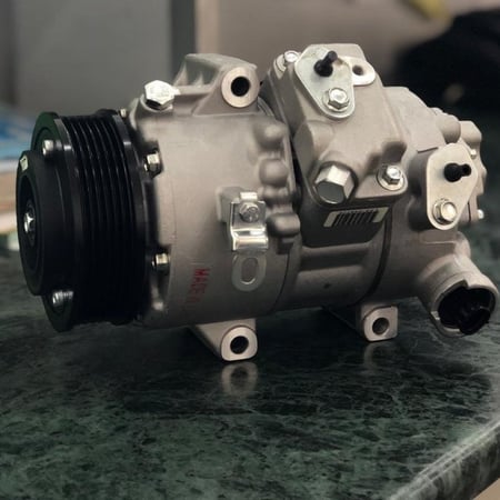 COMPRESSOR TOYOTA COROLLA 08 No12583J    كمبروسر كورولا 08