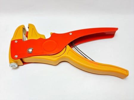 عراية أسلاك إيطالية