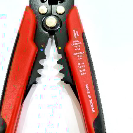 عراية أسلاك 3 في 1