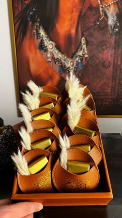توزيعات العيد ١٢ حبه شكولا