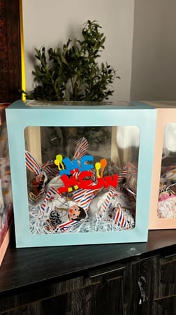 بكس  المرح 8 اكياس داخل البكس