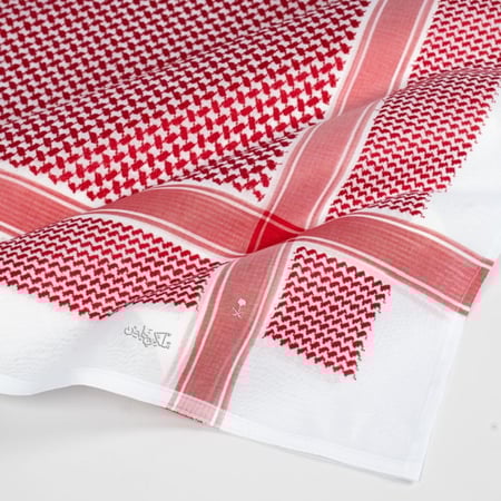 عرض خاص شماغ ملكي جولد + شماغ ملكي بريميوم ختم ابيض