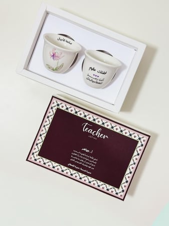 درزن فنجالين قهوة