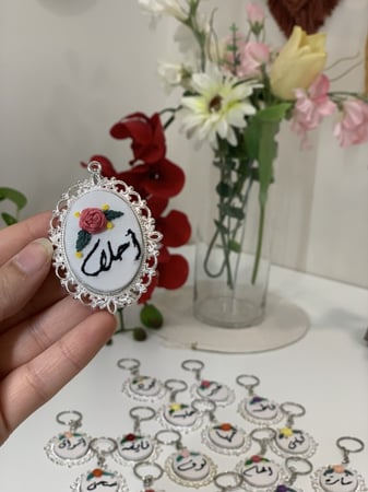 ميداليه معدنيه انيقه