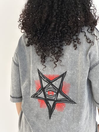 تيشرت رمادي غامق oversize