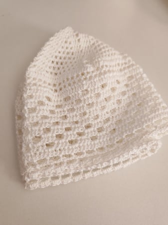 طاقية رجالية إسلامية حديثة