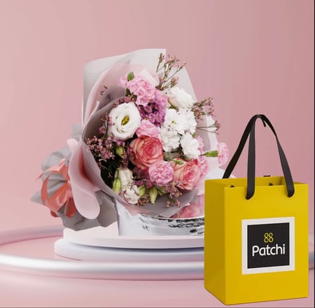 باقة الحب الأبدي ورد وردي، أقحوان أبيض, وألوان أخرى خاصة مع باتشي او فيريرو