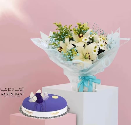 أناقة أبدية باقة ليلية بيضاء كعكةاني وداني الصغيرة