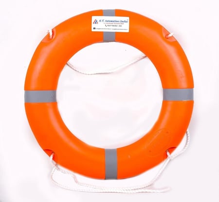 طوق نجاة (فوم)