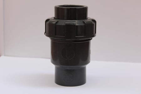 رداد بلاستيك واحد ونص (1.5")