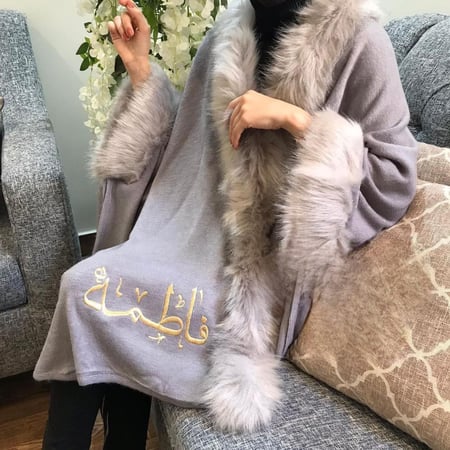 شال شتوي بالاسم بألوان مختلفه