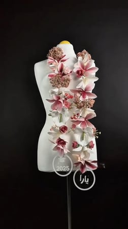 عقد ورد تخرج بالاسم حسب الطلب