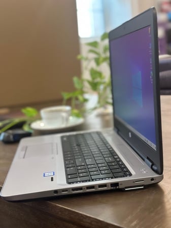 لابتوب HP بمعالج Core i5