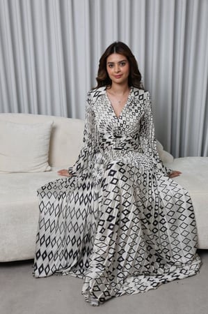 فستان اوف وايت براند تركي