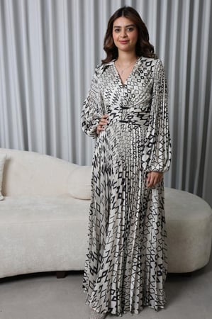 فستان اوف وايت براند تركي