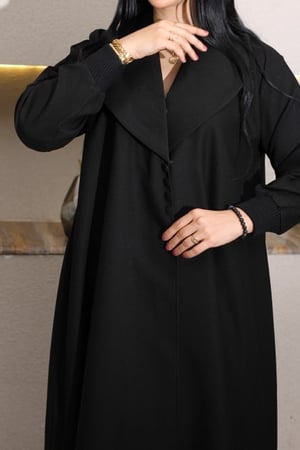 عباية  نص  كلوش بتدخيله مطاط على الكم