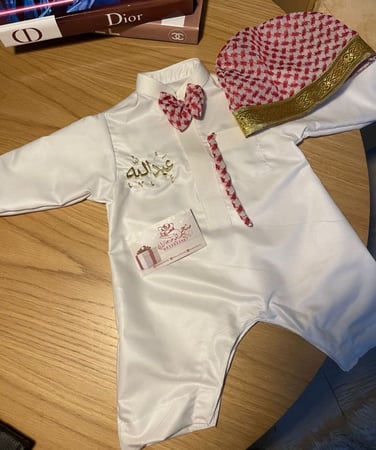 بربتوز مواليد قطعتين مطرزة