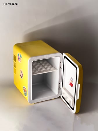 ثلاجة صفراء