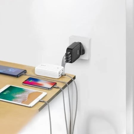 منصة شحن زندور 4 منافذ متعددة