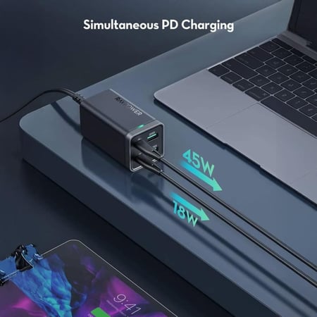 راف باور منصة شحن 4 منافذ بقوة 65 واط