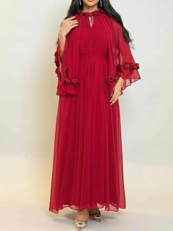 فستان شيفون خفيف وانسيابي