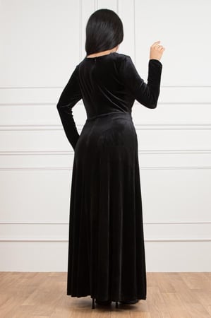 فستان لمسة الفخامة المخملية