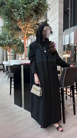 عباية كتان بليزر ب أضافه اسود مشجر