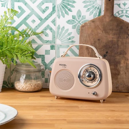 راديو و مكبر صوت